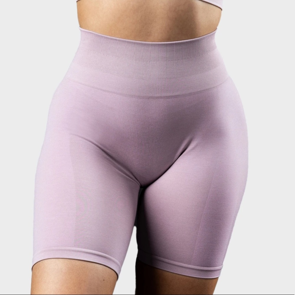 Biker shorts XS / Sports bra SMALL